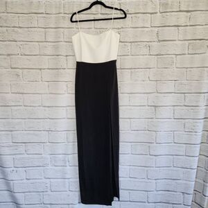 NWOT Revolve Amanda Uprichard Womens Black Ivory Sleeveless Avani Gown Small